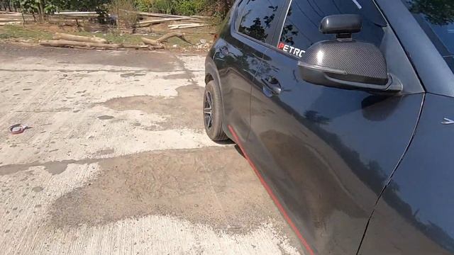 एकदम Top Model लग रही है side से ? Installed Genuine Kia Red Line Cladding on Kia Sonet ? смотреть онлайн