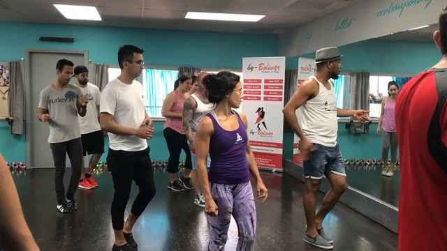 Workshop Introduction to Traditional Dominican Bachata Part 5 смотреть онлайн
