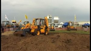 Экскаватор-погрузчик VENIERI VF 8.23D - демопоказ. Работа с грузами и землеройные способности