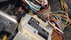 Suzuki SX4 - FUSE BOX LOCATION (2006 - 2013)