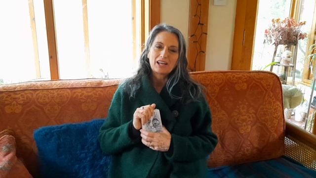 Findhorn Oracle Cards with Swan Treasure смотреть онлайн