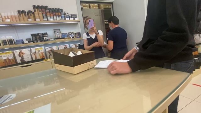 Возврат обуви в магазин Respect по причине заводского брака смотреть онлайн