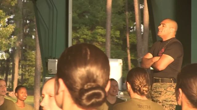 Women Marine Recruits Martial Arts Training смотреть онлайн