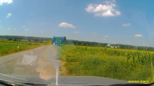 Трактор Беларус 920 косит люцерну. Как снималось видео. Съемка со стороны. #vseklevo #синийтрактор смотреть онлайн