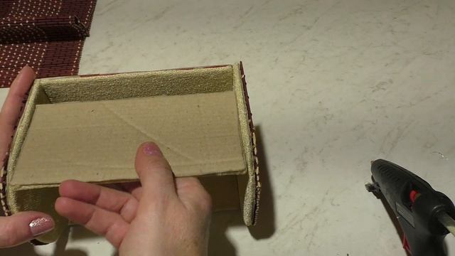 ШКАТУЛКА-СУНДУЧОК ИЗ БАМБУКОВОЙ САЛФЕТКИ.2 ЧАСТЬ. CASKET-CHEST FROM BAMBOO NAPKIN. смотреть онлайн