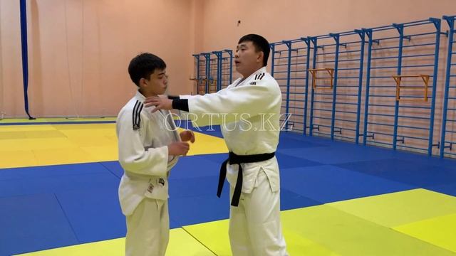 Дзюдо - техника захватов. Judo Kumi Kata. смотреть онлайн