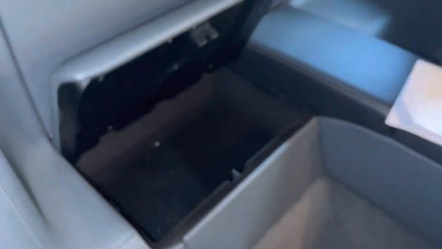 Mercedes battery drain - R230 SL55. Fixing Electric Consumer Offline message. смотреть онлайн