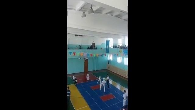 Жарыс смотреть онлайн