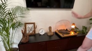 Рум-тур Сталинка с хамамом и круговой планировкой. Маленькая кухня необычной формы.