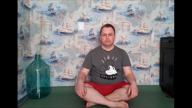 Упражнение "Сидение на корточках" смотреть онлайн