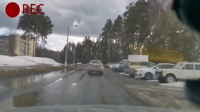 Поехал за посылкой) смотреть онлайн