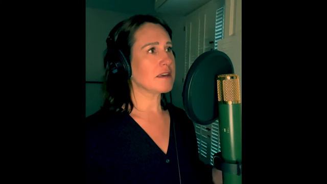 Moon Shadow (live-ish) - Joanna Finnis смотреть онлайн