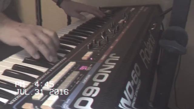 Beethoven riff on Juno-60 смотреть онлайн