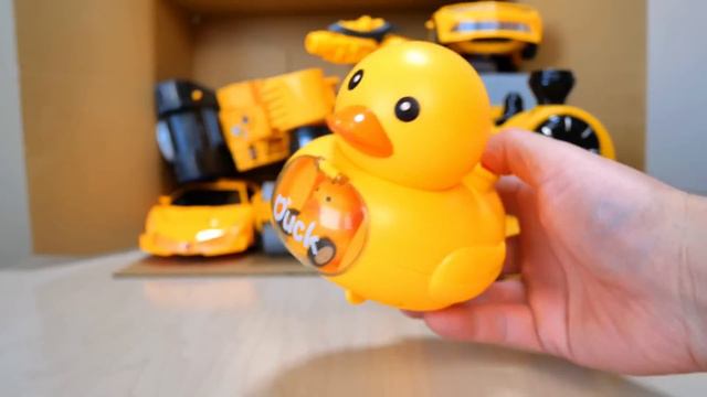 Thomas & Friends Yellow Toys Come Out Of The Box RiChannel