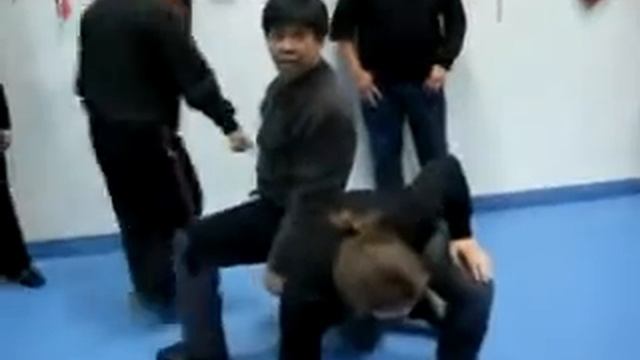 Мастер Дэча мучает Серегу, Якутск смотреть онлайн