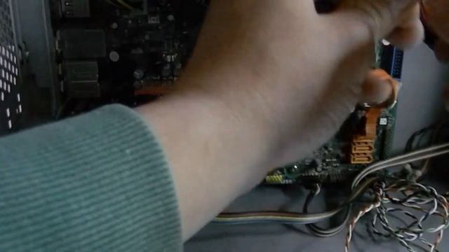 pc build intel core 2 duo E8400 GT610 2gb смотреть онлайн