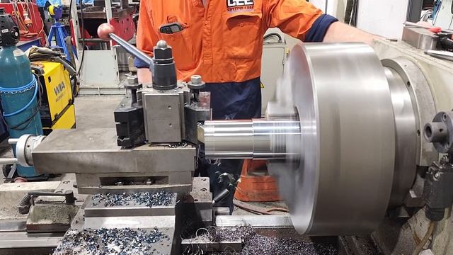 Making New Boom Lift Cylinders | Franna Crane Project | Part 2 смотреть онлайн