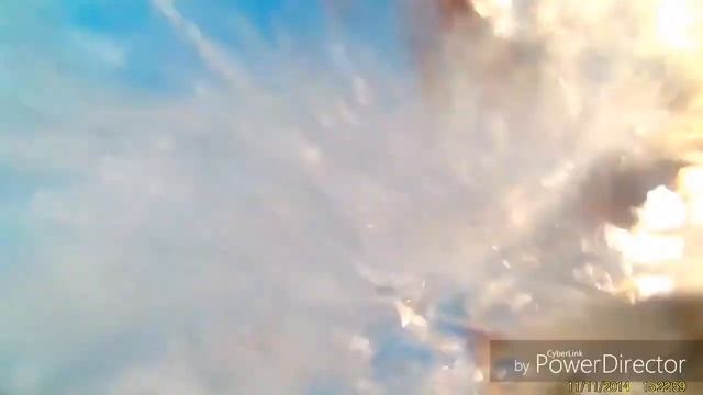 КАК ЖЕ ВЫГЛЯДИТ СИНХРОННОЕ ПЛАВАНИЕ ПОД ВОДОЙ??????А ВОТ ПРИМЕРНО ТАК....??????????? смотреть онлайн