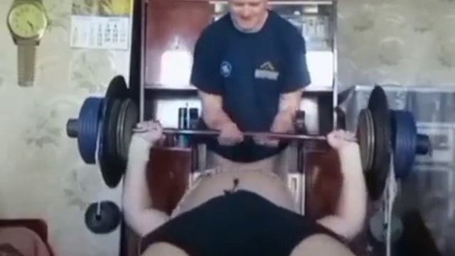 Жим 150 кг гриф Юность . смотреть онлайн