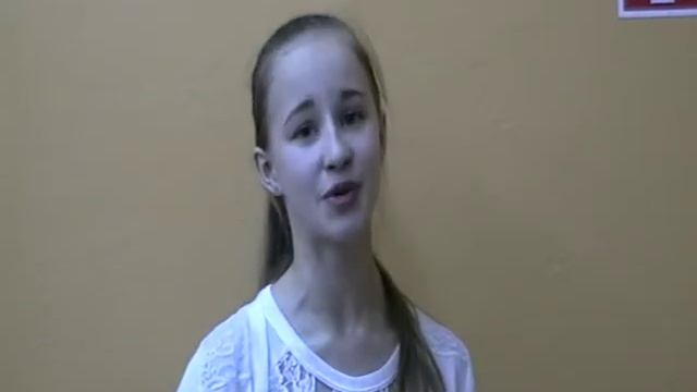 Полина Романова читает произведение "Быть нежной, бешеной и шумной..." М. И. Цветаевой смотреть онлайн