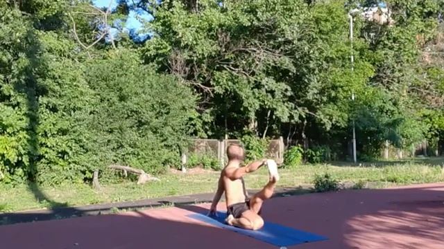 Йога видео урок 172 - 2021-08-07 смотреть онлайн