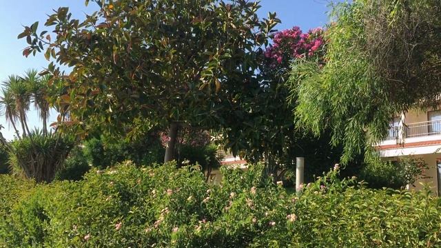 Пляж и набережная в Сиде (Турция) / SİDE SAHİL YÜRÜYÜŞ YOLU / Walk along Side beach in Turkey смотреть онлайн