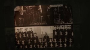 "ФЛОТСКИЙ ВАЛЬС" поёт ансамбль ВМФ "РИФЫ".