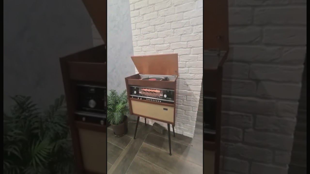 Сотни лет все ветры возвращаются на круги своя… Песни из детства прекраснаяы. #винил #песнидетства смотреть онлайн