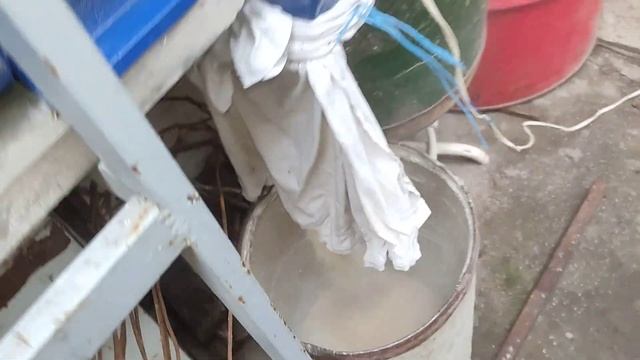 кормоизмельчитель 3000Вт. зернодробилка в работе. смотреть онлайн