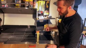 Топовый газовый гриль Char-Broil Professional Pro: новинка года