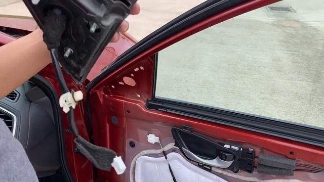 How to replace a 2016-2021 Honda Civic side view mirror | ReveMoto смотреть онлайн