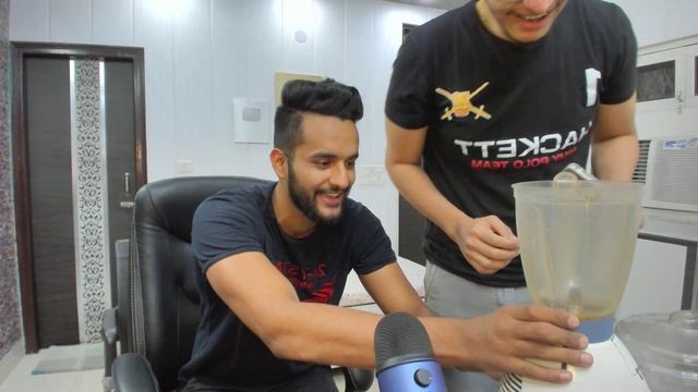 Destroying Triggered Insaan's iPhone (ft. Triggered Insaan) смотреть онлайн