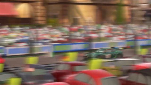 Şimşek McQueen Ve Franceso'nun İtalya Yarışı Kapışması! | Pixar Cars Türkiye