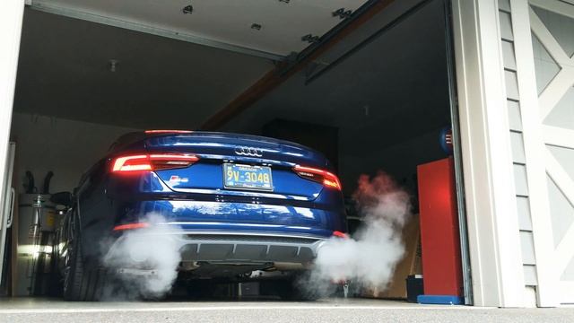 2018 S5 Sportback - AWE Touring Exhaust, cold start смотреть онлайн