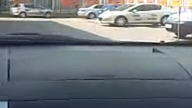 Mitsubishi Outlander XL, Peugeot 4007 motorized monitor смотреть онлайн
