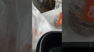 Хлебопечка Endever Skyline MB-62 ХЛЕБУШЕК с цельнозерновой мукой, семенами и копчёной паприкой