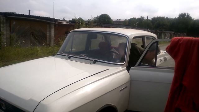 Запуск Москвича 2140 80-ого года выпуска . The launch of the Moskvich 2140 80th year смотреть онлайн