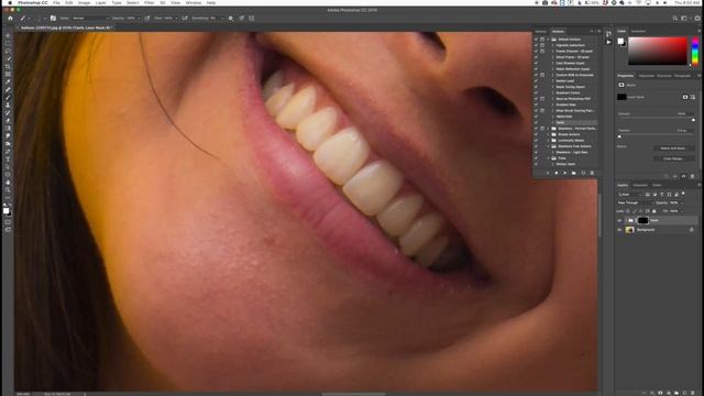 Easily Whiten Teeth in Photoshop - Photography Tutorial смотреть онлайн