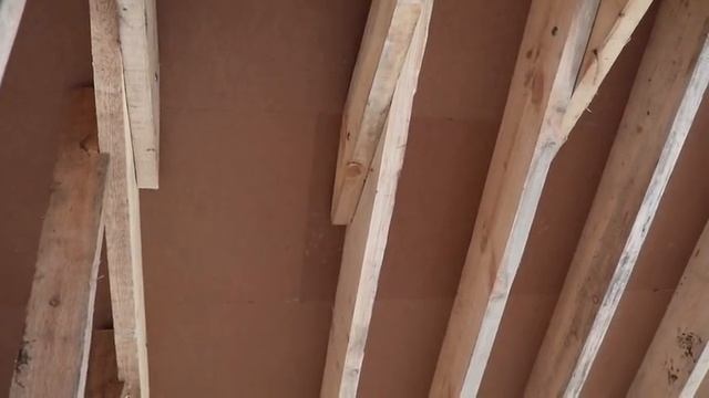 ДКД 010. Строительство каркасного дома 221 кв/м. Терраса. Большие свесы кровли. Строй и Живи. смотреть онлайн