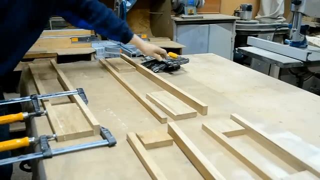 Oak and ash kitchen table with 4 drawers смотреть онлайн