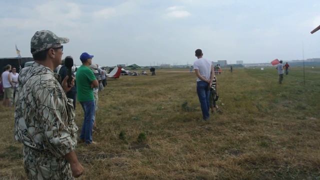 Праздник День Авиации на аэродроме Хуторская смотреть онлайн