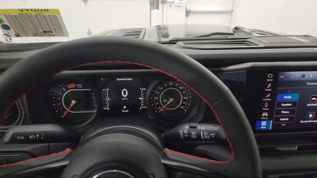 2024 JEEP WRANGLER RUBICON 35" TIRE AND WHEEL GROUP RUBICON X CLONE! 4K WALKAROUND 24J190 смотреть онлайн