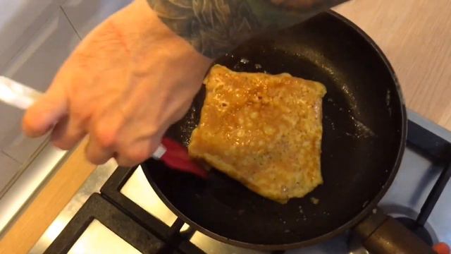 Бутерброд на завтрак | сэндвич | Не запарный сытный бутер на завтрак смотреть онлайн