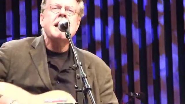 Mikael Wiehe & Ebba Forsberg på Liseberg смотреть онлайн