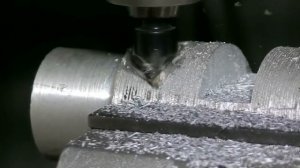 Фрезеровка на сверлильном станке в координатных тисках из Китая