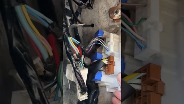 G37x Infinity AC Relay switch and blower motor fix смотреть онлайн
