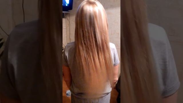 Наращивание волос в Киеве. Мелированние с помощью наращивания.