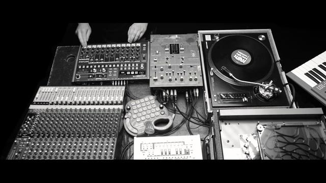 Arturia Performance | DrumBrute смотреть онлайн