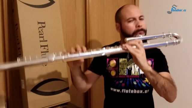 Flutebox Test Pearl Bass Flute смотреть онлайн