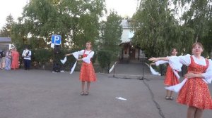 танец * Белый лебедь летал*